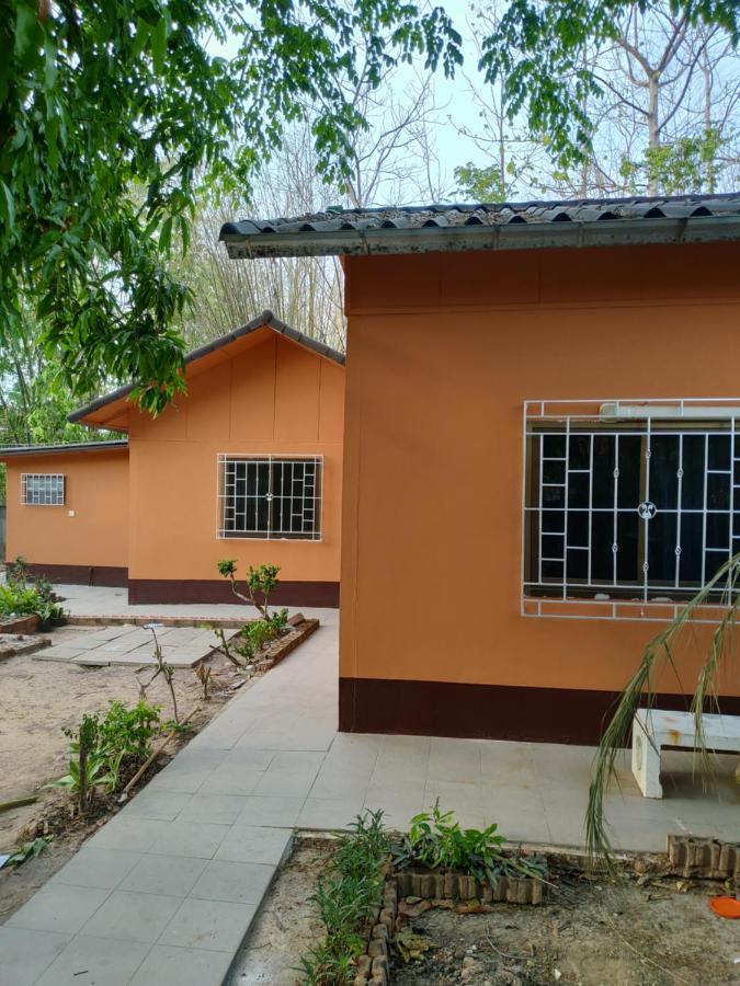 Home Stay Stc Bed And Breakfast Udon Thani Exterior foto