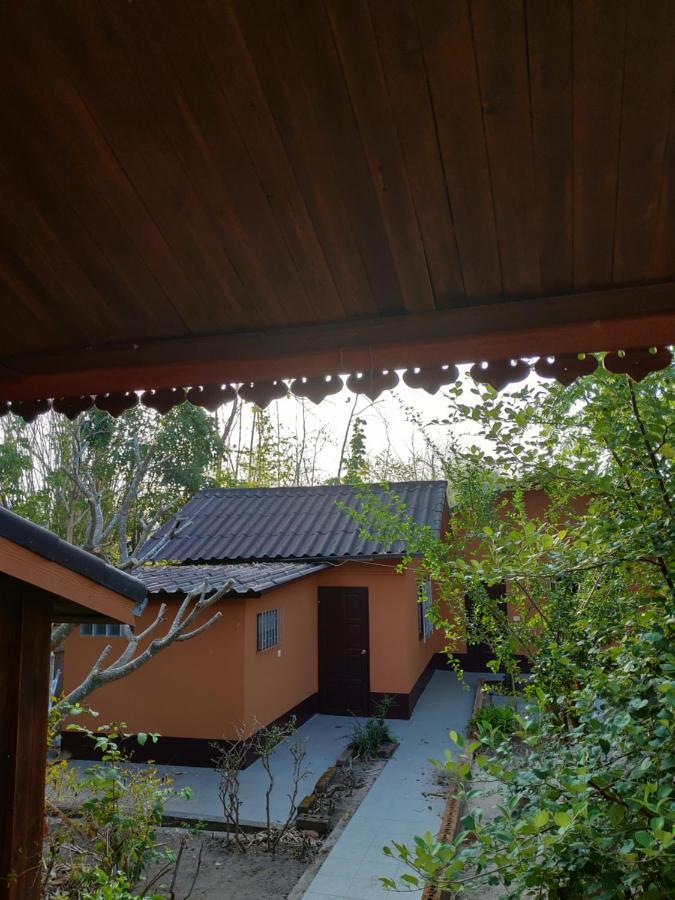 Home Stay Stc Bed And Breakfast Udon Thani Exterior foto