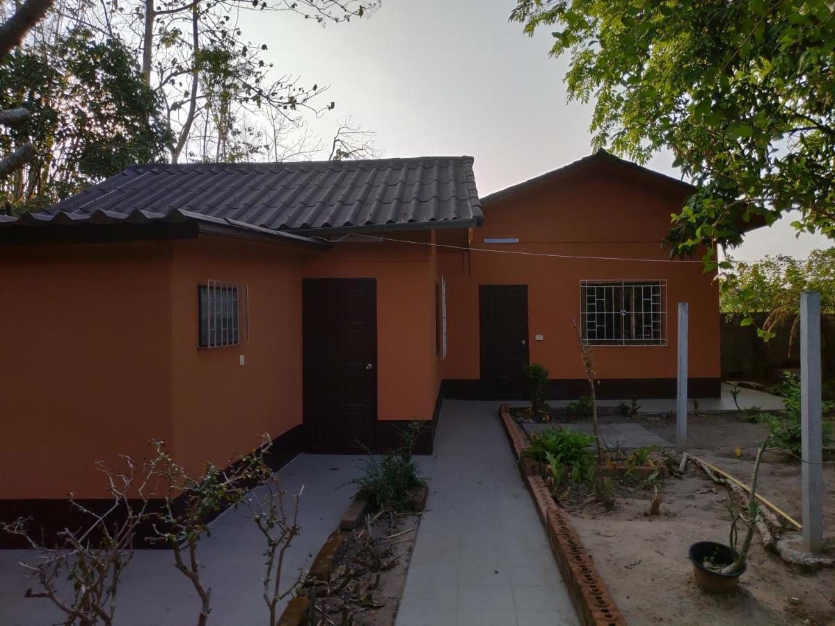 Home Stay Stc Bed And Breakfast Udon Thani Exterior foto