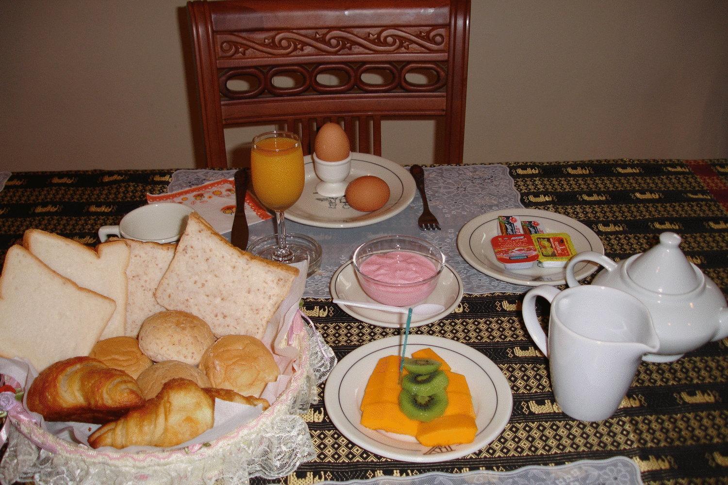 Home Stay Stc Bed And Breakfast Udon Thani Exterior foto
