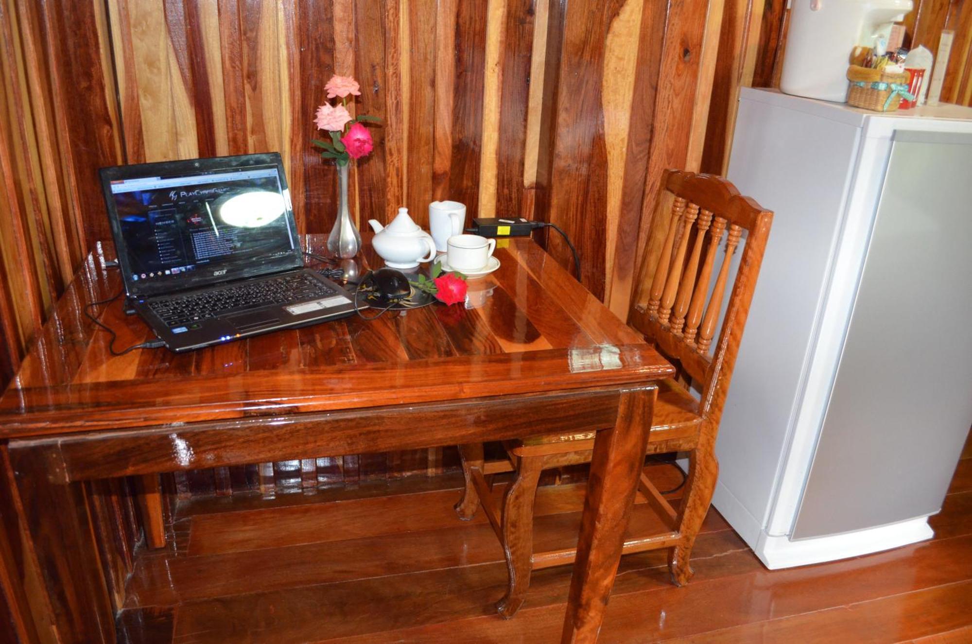 Home Stay Stc Bed And Breakfast Udon Thani Exterior foto