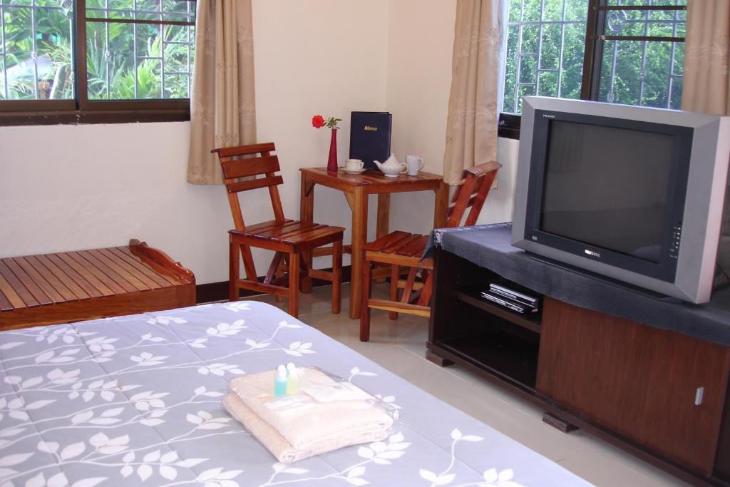 Home Stay Stc Bed And Breakfast Udon Thani Habitación foto