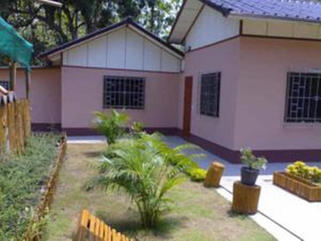 Home Stay Stc Bed And Breakfast Udon Thani Habitación foto