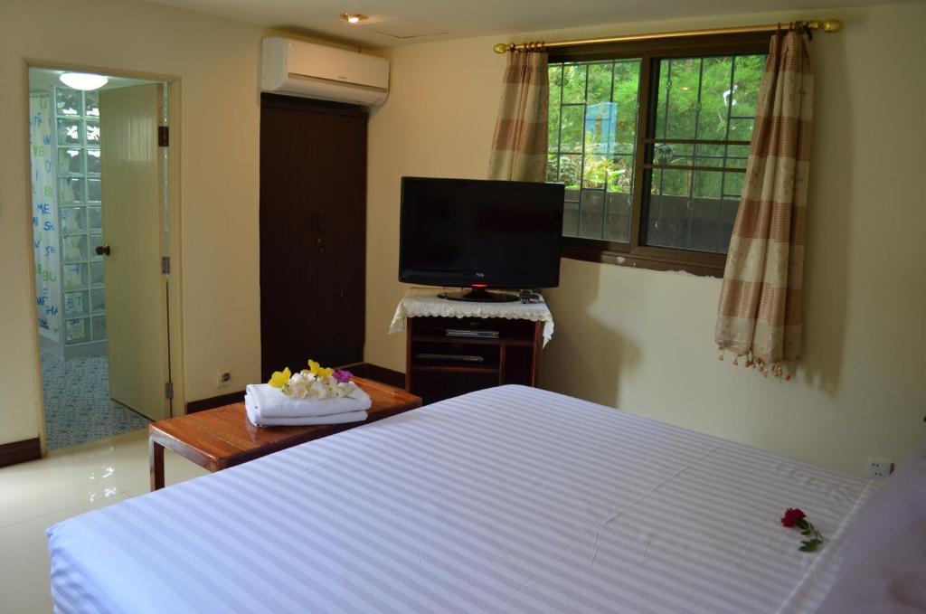 Home Stay Stc Bed And Breakfast Udon Thani Habitación foto