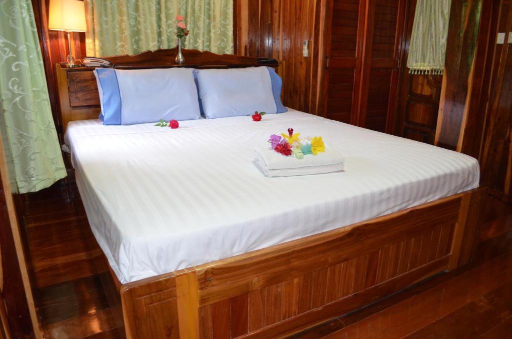 Home Stay Stc Bed And Breakfast Udon Thani Habitación foto